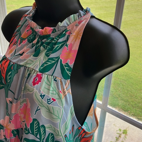 Dress - Picture 2 of 4